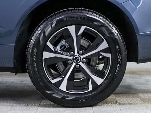 Certified 2026 Volvo XC60 B5 Core image 38