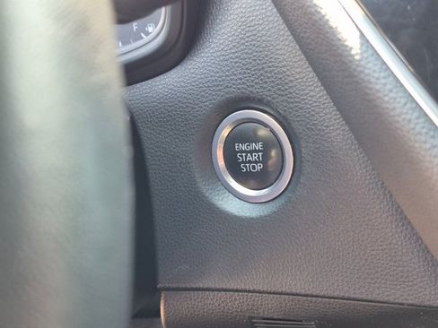 Used 2024 Toyota Corolla SE FWD image 19