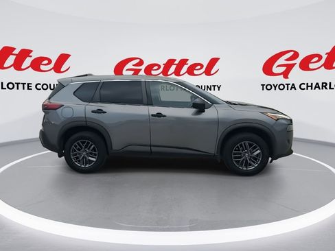 Used 2021 Nissan Rogue S image 9