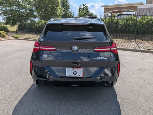 Used 2025 BMW X3 xDrive30i w/ Premium Package AWD/4WD image 4