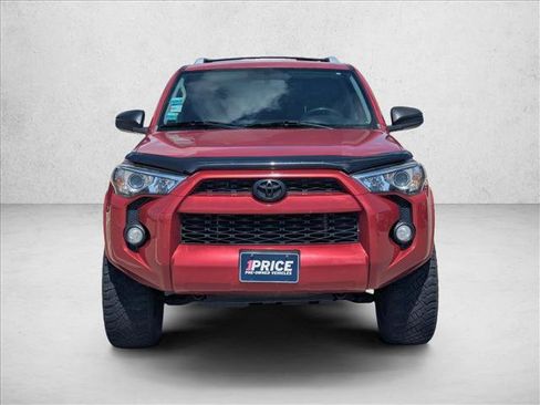 Used 2016 Toyota 4Runner SR5 AWD/4WD image 2