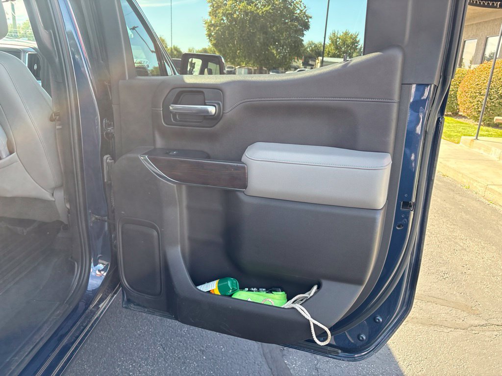 Used 2019 GMC Sierra 1500 SLT w/ SLT Premium Plus Package AWD/4WD image 18