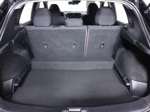 Used 2020 Nissan Rogue Sport S image 33