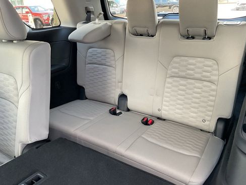 New 2025 Nissan Pathfinder SV w/ Black Appearance Package image 14