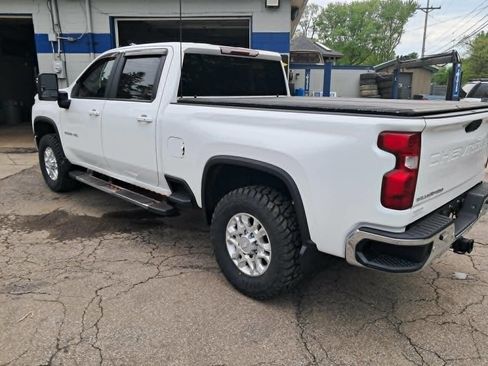 Used 2020 Chevrolet Silverado 2500 LT w/ All Star Edition AWD/4WD image 6