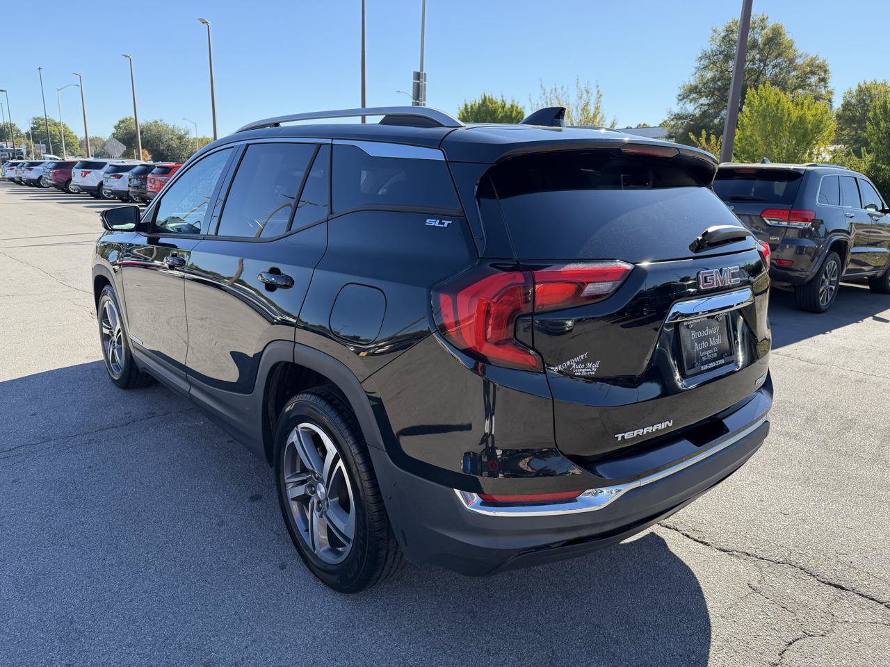 Used 2020 GMC Terrain SLT AWD/4WD image 5