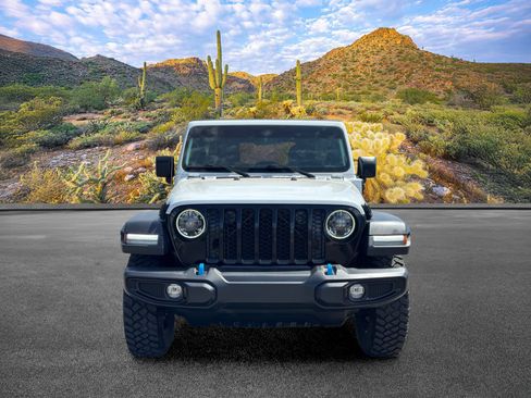 Used 2023 Jeep Wrangler Unlimited w/ 8.4" Radio Group AWD/4WD image 9