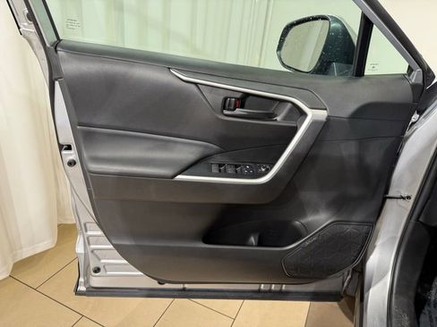 Certified 2022 Toyota RAV4 LE image 15