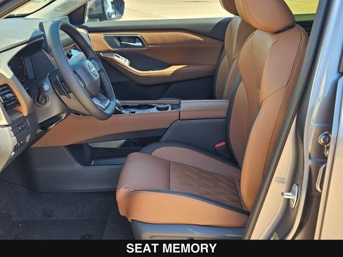 New 2026 Nissan Rogue Platinum AWD/4WD image 11