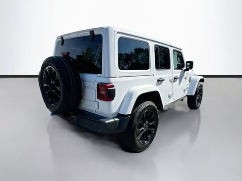 Used 2024 Jeep Wrangler Unlimited Sahara AWD/4WD image 6