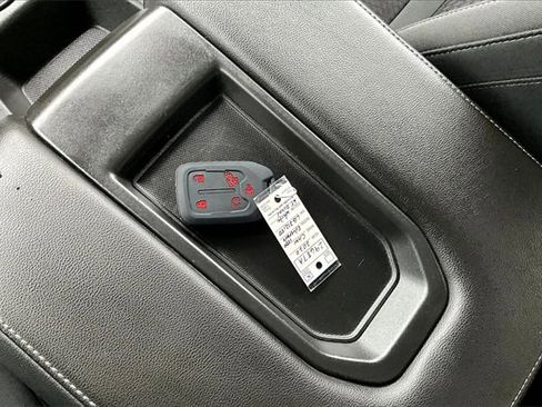 Used 2020 Chevrolet Silverado 1500 LT w/ All-Star Edition image 9