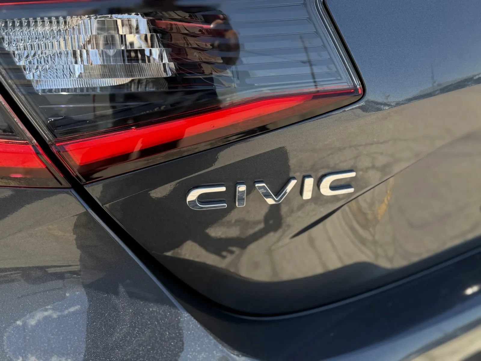 Used 2024 Honda Civic EX-L image 38
