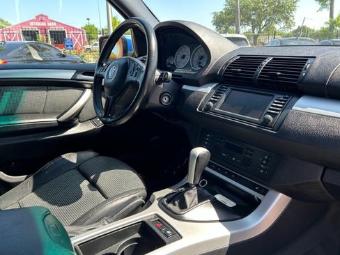 Used 2003 BMW X5 4.6is image 14