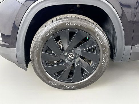 Used 2024 Volkswagen Atlas SE FWD image 54