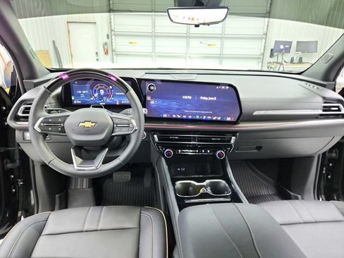 Used 2026 Chevrolet Traverse High Country w/ LPO, Floor Liner Package FWD image 25