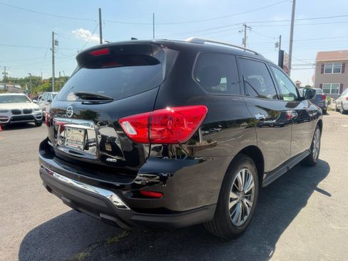 Used 2019 Nissan Pathfinder S AWD/4WD image 5