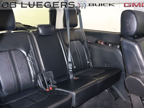 Used 2020 Ford Expedition Max Platinum AWD/4WD image 18
