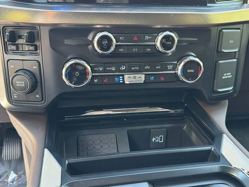 New 2026 Ford F250 King Ranch w/ Chrome Package AWD/4WD image 32