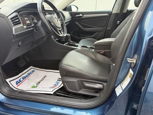 Used 2019 Volkswagen Jetta SE FWD image 21