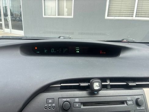 Used 2011 Toyota Prius Two FWD image 4