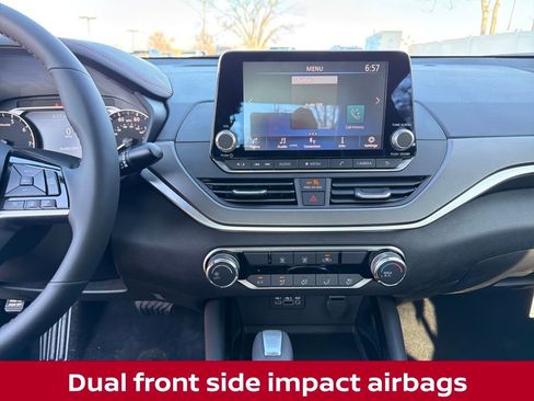 New 2025 Nissan Altima 2.5 SR image 21