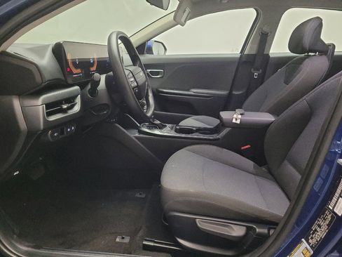 Used 2025 Kia K4 FWD image 17