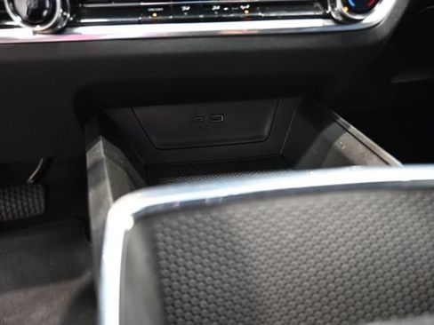 Used 2025 Chevrolet Equinox LT FWD image 19