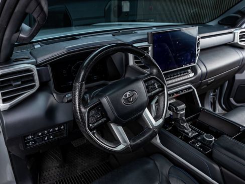 Used 2022 Toyota Tundra Platinum AWD/4WD image 16