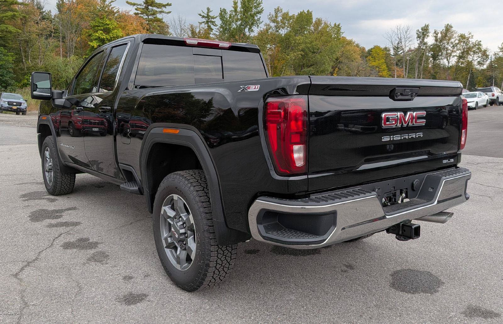 New 2026 GMC Sierra 2500 SLE w/ SLE Value Package; AWD/4WD image 7