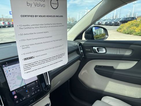 Certified 2023 Volvo XC40 B5 Ultimate AWD/4WD image 33