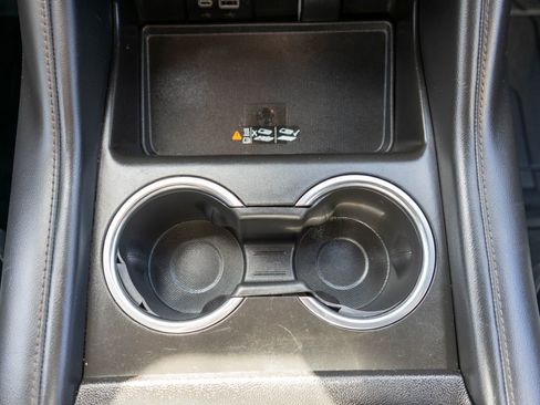 Used 2024 Chevrolet Tahoe High Country w/ Advanced Technology Package AWD/4WD image 31