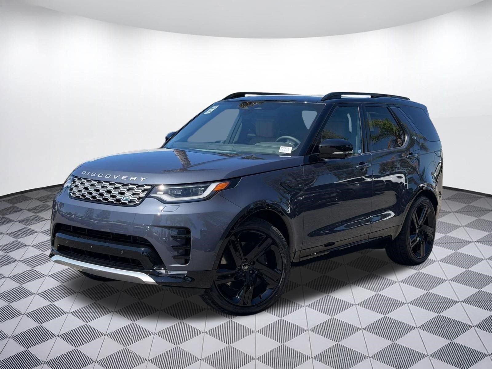 New 2026 Land Rover Discovery Limited Edition AWD/4WD image 1