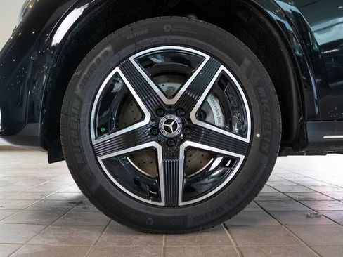 New 2026 Mercedes-Benz GLC 300 4MATIC image 9