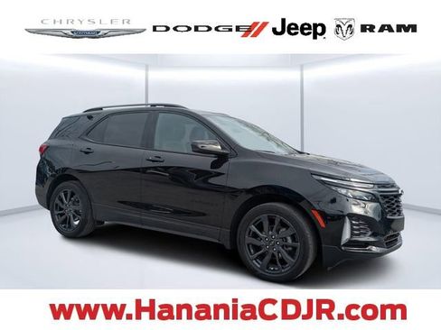 Used 2024 Chevrolet Equinox RS FWD image 1