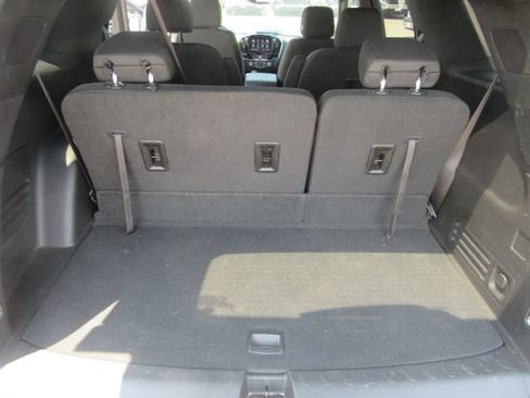 Used 2023 Chevrolet Traverse LT AWD/4WD image 23