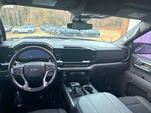 Used 2023 Chevrolet Silverado 1500 RST w/ Z71 Off-Road Package image 29