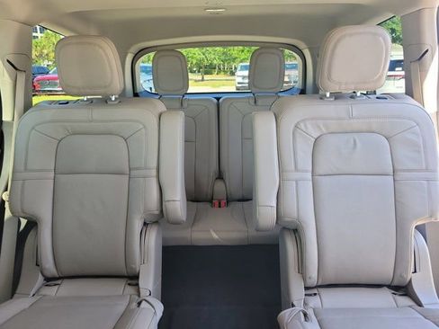 Certified 2024 Lincoln Aviator Reserve w/ Equipment Group 201A RWD image 19