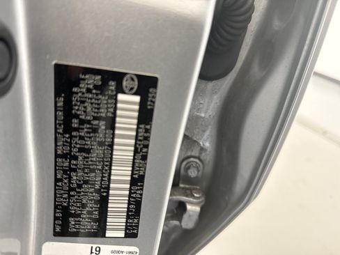 Used 2025 Toyota Camry LE FWD image 10