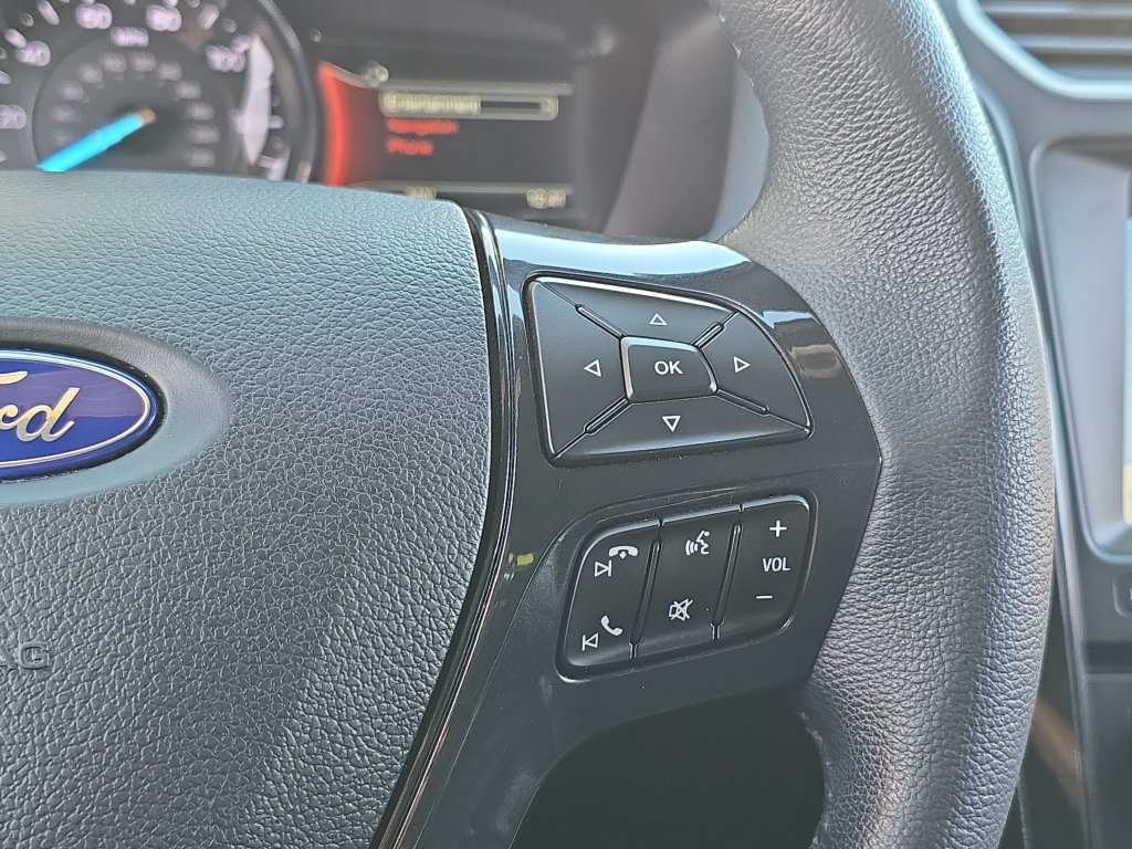 Used 2018 Ford Explorer XLT w/ Equipment Group 202A FWD image 23