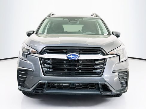 Used 2025 Subaru Ascent Premium image 2