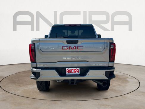 New 2026 GMC Sierra 2500 Denali w/ Denali Reserve Package AWD/4WD image 8