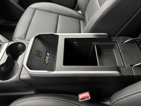 New 2027 GMC Terrain Elevation w/ Elevation Premium Package FWD image 28