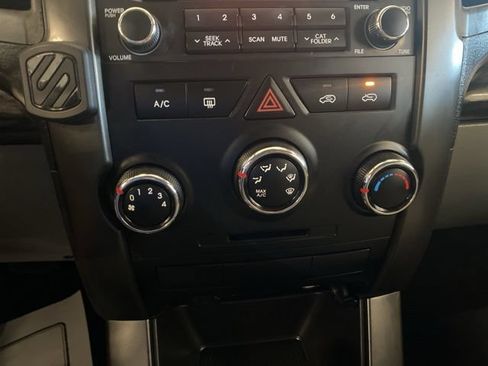 Used 2013 Kia Sorento LX AWD/4WD image 18
