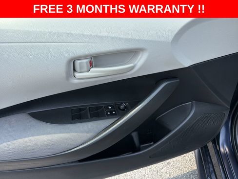 Used 2022 Toyota Corolla LE FWD image 11
