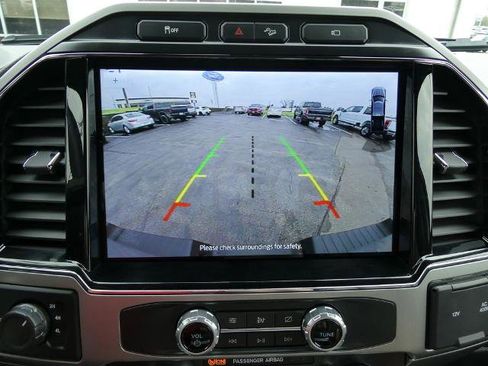 Certified 2022 Ford F350 Lariat w/ Chrome Package image 30