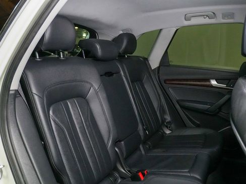 Used 2018 Audi Q5 2.0T Premium AWD/4WD image 25