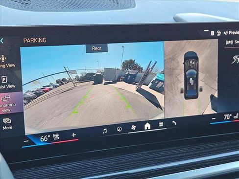 Certified 2025 BMW X6 xDrive40i image 17