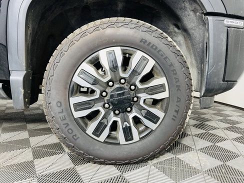 Used 2024 GMC Sierra 3500 Denali Ultimate image 6