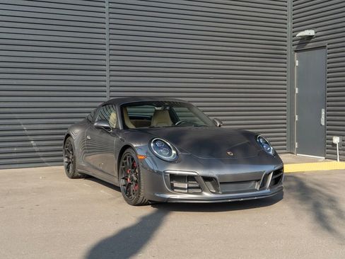 Used 2017 Porsche 911 Targa 4 GTS AWD/4WD image 7