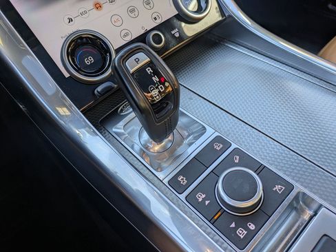Used 2019 Land Rover Range Rover Sport Supercharged image 29
